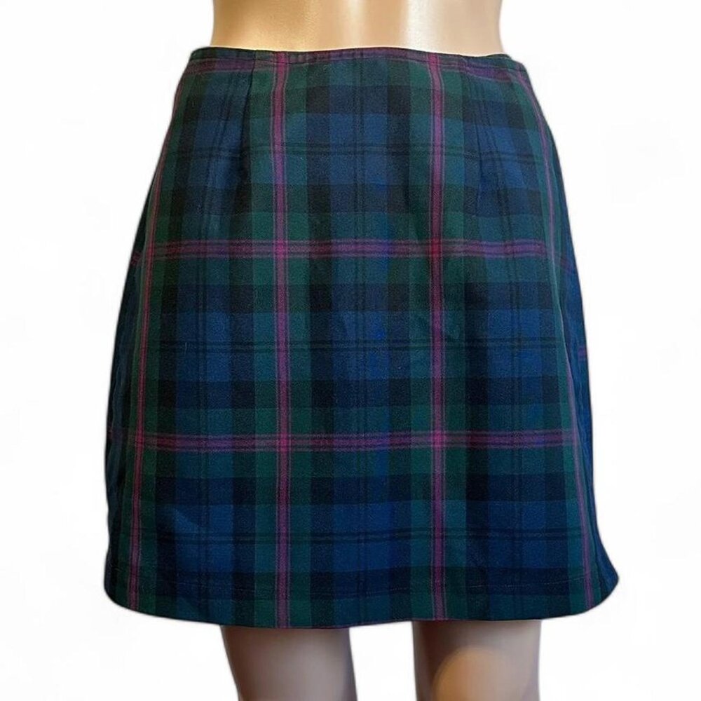 Flynn & O'Hara Plaid Green Blue and Pink adorable SKORT size S estimated
